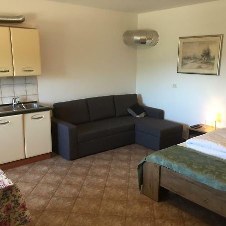 Apartma Valmarin Διαμέρισμα Spodnje Skofije Εξωτερικό φωτογραφία
