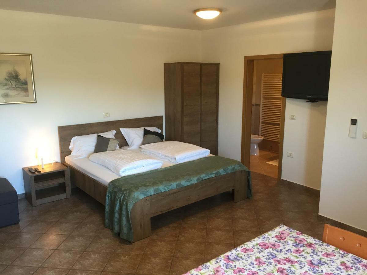Apartma Valmarin Διαμέρισμα Spodnje Skofije Εξωτερικό φωτογραφία