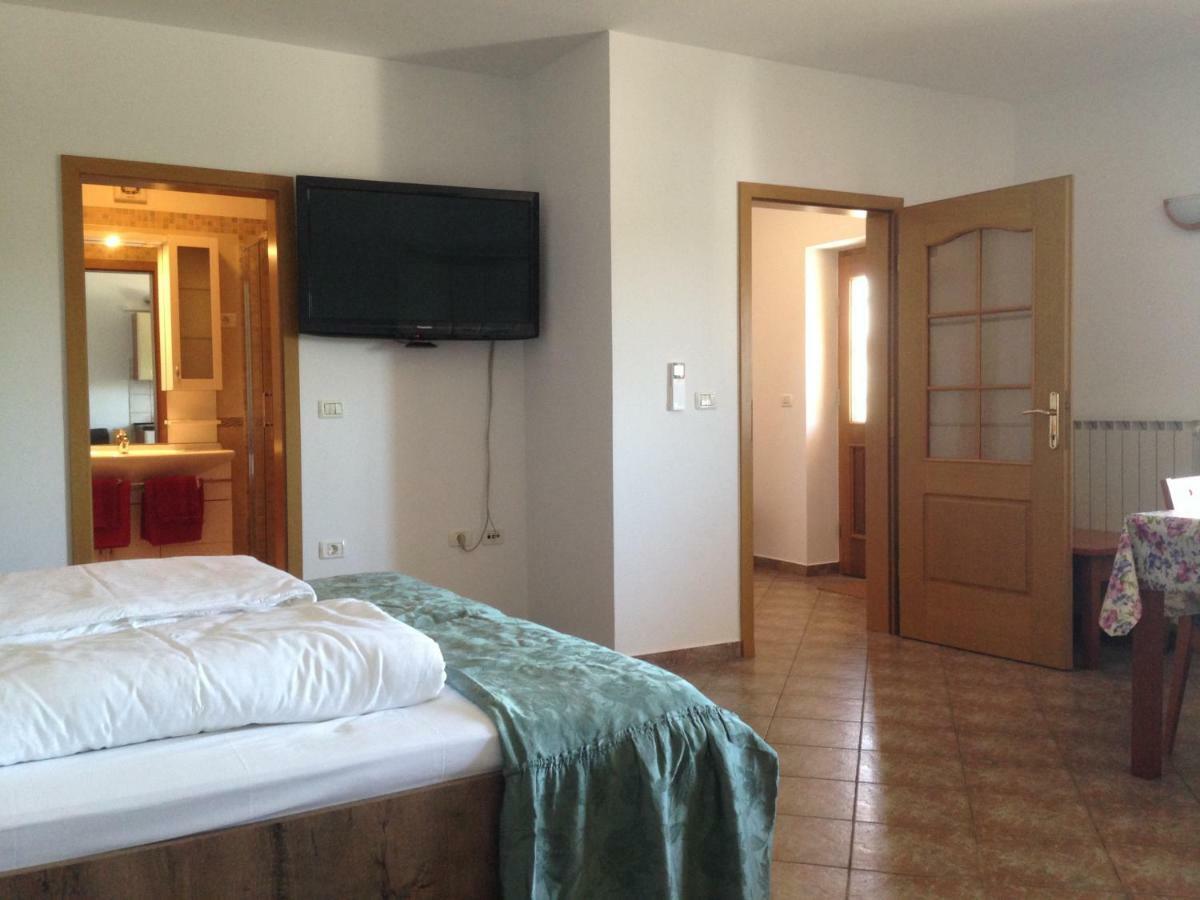 Apartma Valmarin Διαμέρισμα Spodnje Skofije Εξωτερικό φωτογραφία